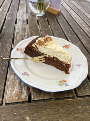 Kürbiskuchen mit Frischkeese   at Zeiten & Wunder in Bamberg