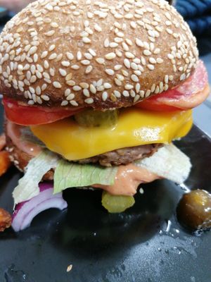 Beyond burger at Be Free in Goedoello