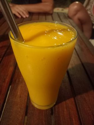 Fresh Mango juice at JJ Resort & Restaurant in Koh Phayam