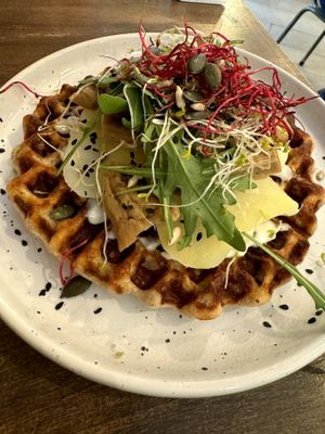 Gluten-free savoury waffle with vegan chicken (Heura) at Berguna Gluten Free in Valencia