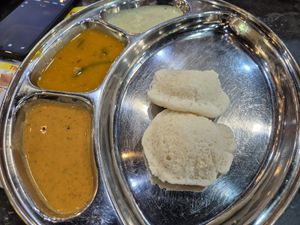 Idli at Rani in Batu Caves