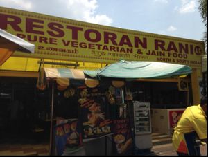 located in row of shops/restaurants opposite entrance to caves at Rani in Batu Caves