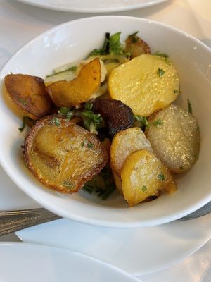 Vegan fried potatoes  at Fischers Fritz Restaurant in Kiel