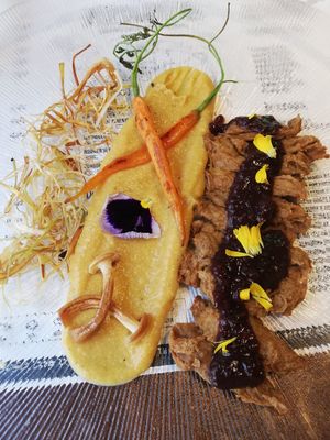 Solomillo de seitan con Crema de maiz at Verduritas in Malaga