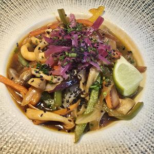 Wok special with no quail egg at Restaurante De La O in Sevilla