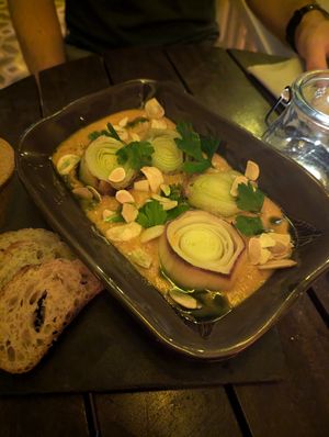 Roasted leeks at Alquímico in Cartagena