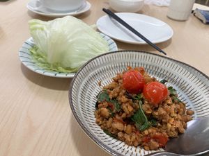 Omnipork lettuce cups at Veggienius in Taipei