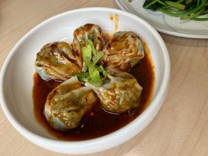 Spicy wontons with Omnipork at Veggienius in Taipei