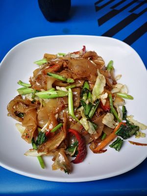Pad See Ew at Lee Jae Veg in Bangkok