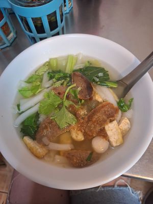 Clear noodle soup at Lee Jae Veg in Bangkok