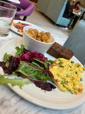 Steak & eggs at Evviva - Wellesley in Toronto