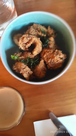 Manoc fried chickn at Luntian in Auckland