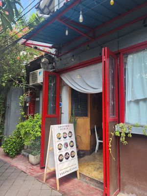  at Veganlicious, Vegan Smoothie Bowl and Juice in Seminyak