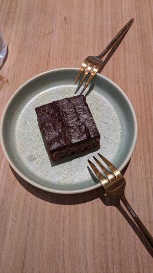 CBD brownie at Alchemy Tokyo -Azabudai Hills - アルケミー in Tokyo