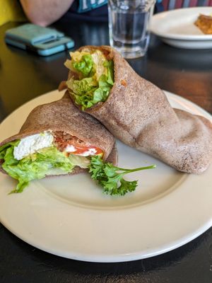 Garden breakfast sandwich at Portia's Cafe in Columbus