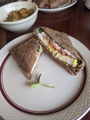  at Portia's Cafe in Columbus