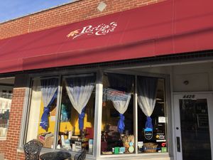 Portia’s Cafe at Portia's Cafe in Columbus