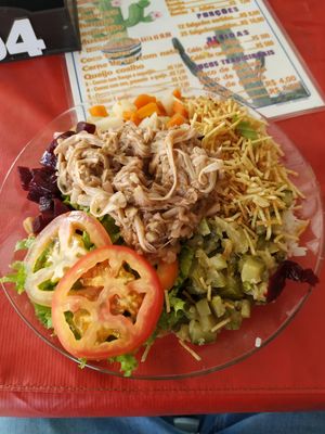Shredded jackfruit with beans, rice, salad, beetroot and cooked vegetables at Restaurante Jeitinho do Nordeste in Brasilia