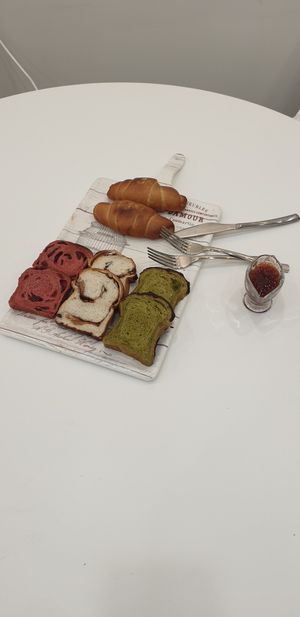 Loving it 😍 at Rainbow Crust in Busan