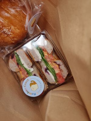  at Rainbow Crust in Busan