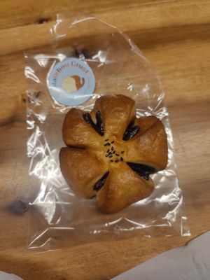  at Rainbow Crust in Busan