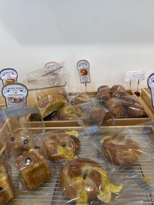 Bagel ‘cheese'  at Rainbow Crust in Busan