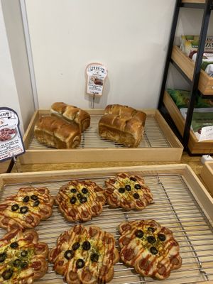 Everything is fresh!  at Rainbow Crust in Busan