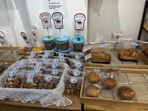   at Rainbow Crust in Busan