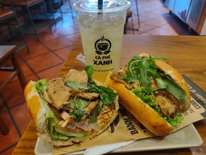 Bigger banh & Jasmine Lemonade at Bánh Mì Xanh in Ho Chi Minh City