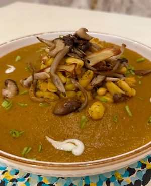 Golden Soup at La Villa de Dolly & Parton in Algeciras