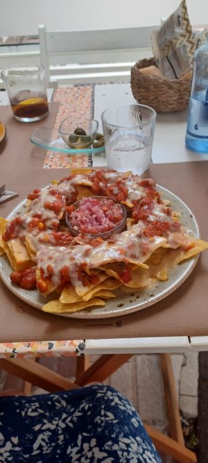 Nacho plate with vegan bologna and "cheese". at La Villa de Dolly & Parton in Algeciras