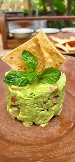 Guacamole at Tamarindos Tulum in Tulum