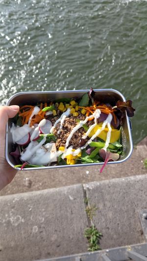 udon nudeln mit brauner soße 10€ at Matsuri Streetfood in Remscheid