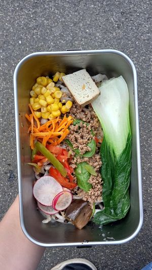 udon mit schwarzer soße 10€ at Matsuri Streetfood in Remscheid