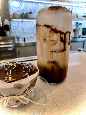 Iced coffee e vegani Choco muffin vegani  at Marea in Ischia