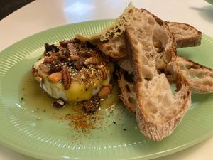 We also have a la carte vegetarian and vegan menus that go well with wine, beer, and sake. at F LIFE  in Veldhoven