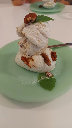 Kokosijs met noten - beste gerecht van de avond at F LIFE  in Veldhoven