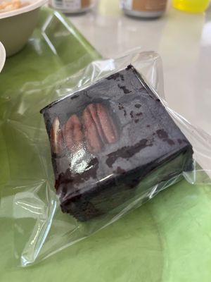   at Roots Cafe in Hakuba