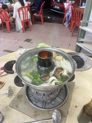   at Cameron Organic Steamboat 金马伦有機蔬菜火鍋 in Bringchang