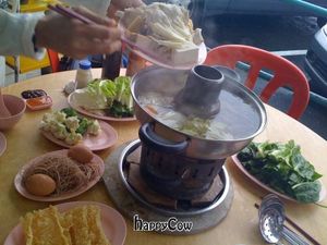 Vegetarian Steamboat at Cameron Organic Steamboat 金马伦有機蔬菜火鍋 in Bringchang