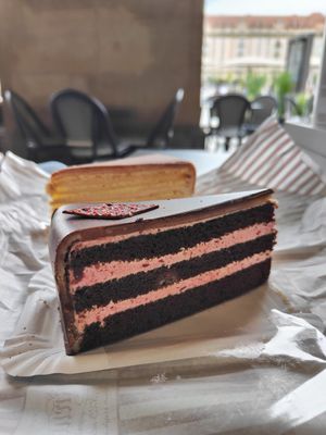 Chocolate raspberry at Cafe Kreutzkamm in Dresden