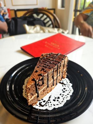  at Kunthaville in Central Singapore