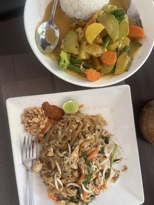 Tofu pad Thai and vegetable curry   at Bamboo Garden Restaurant  in Luang Prabang