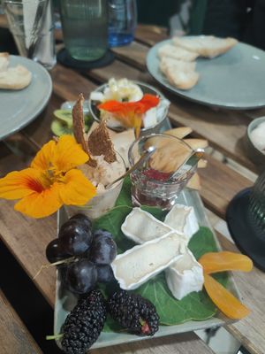 5 cheese player 18.50E at Veganaria in Ponta Do Sol