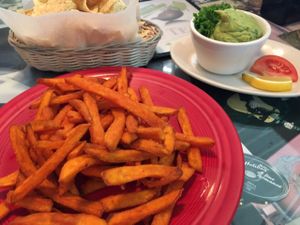BEST sweet potato fries, chips, and guacamole at Izzy's in Little Rock