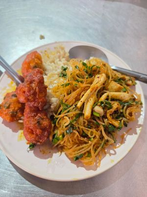  at Raan Mae Anong Vegetarian - ร้านแม่อนงค์อาหารมังสวิรัติ in Bangkok