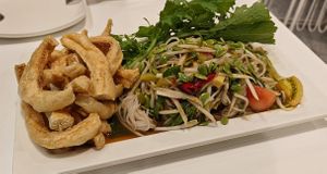 Papaya salad with fermented beans at Tammang Isaan Vegan – Rama 2 · ตำมัง อีสาน เจ มังสวิรัติ วีแกน in Bangkok