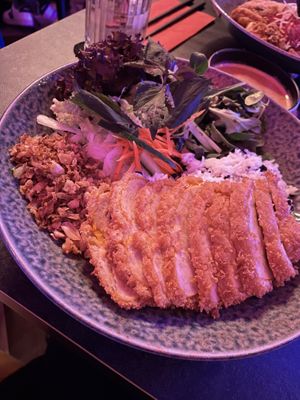 Reis mit veganem Hühnchen anstatt Nudel (B9)  at Akimy in Munich