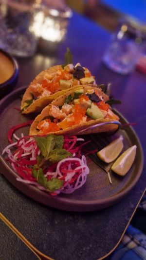 Salmon tacos at Akimy in Munich