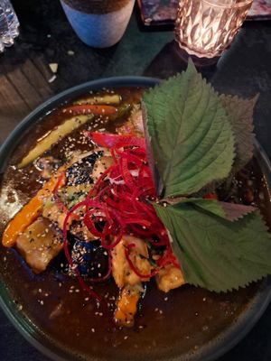 Tofu dish with basil at Akimy in Munich